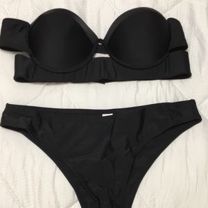 Black bikini NWOT